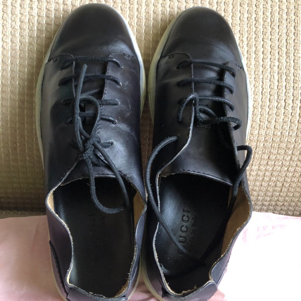 Gucci Men's Black Leather Sneakers - Picture 15 of 15